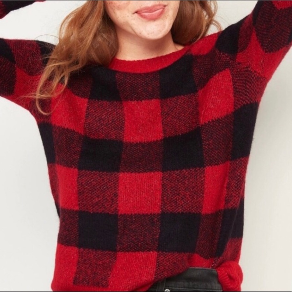 Old Navy Buffalo Check Sweater